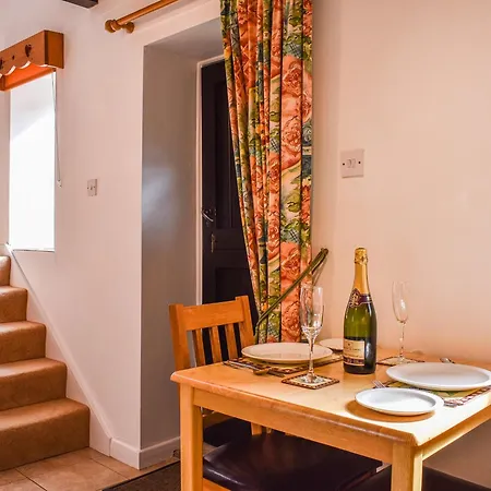 Swallows Folly-uk38278 Holiday home *