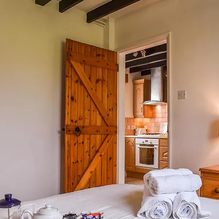 Swallow's Folly-uk38278